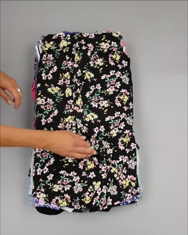 Фотография  576 - CUBUS детский микс лето (Children CUBUS mix)#15 кг, ЛОТ №2515 оптом в Рязани и Рязанской области