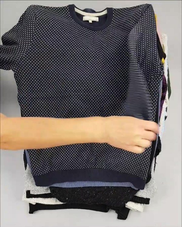 Фотография  606 - Джемпер муж+жен экстра#15 кг , Лот№2612 оптом в Рязани и Рязанской области