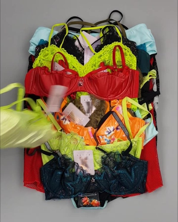 Фотография  640 - Нижнее белье Savage, 57 шт, ЛОТ №4043 оптом в Рязани и Рязанской области