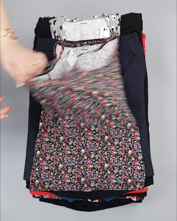 Фотография  961 - Летний микс CALZEDONIA, 50 шт, ЛОТ №4073 оптом в Рязани и Рязанской области