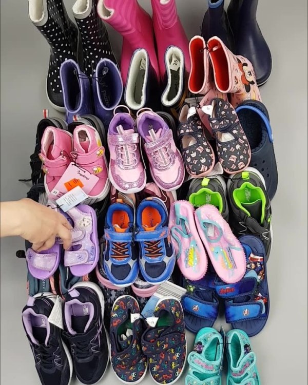 Фотография  823 - Обувь ALDI дети лето#10 кг, ЛОТ №4457 оптом в Рязани и Рязанской области