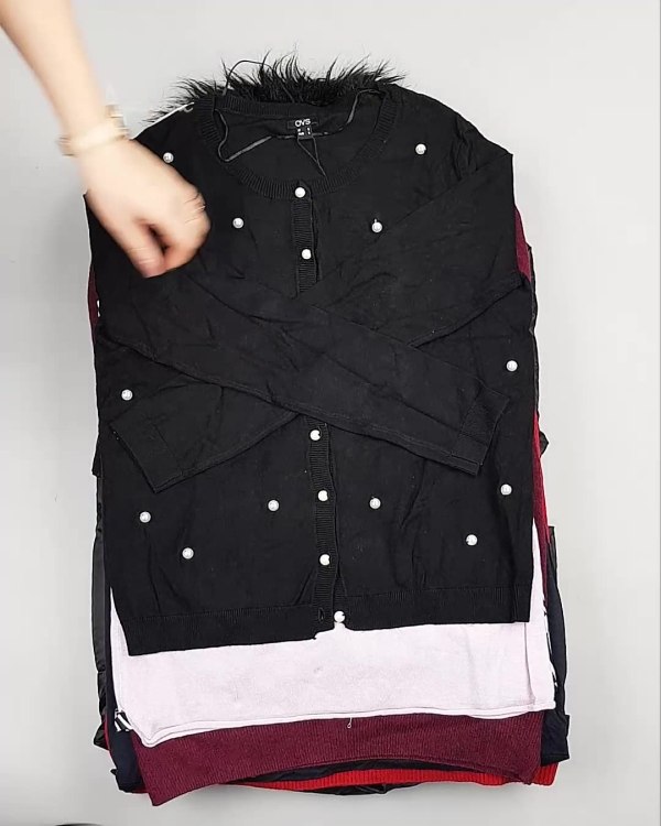 Фотография  691 - OVS Winter м/ж mix#15 кг, ЛОТ №5412 оптом в Рязани и Рязанской области