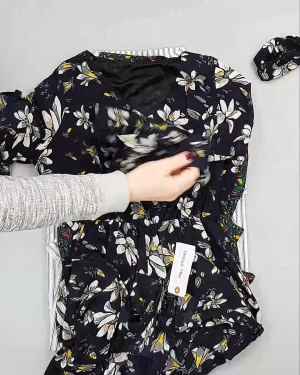 Фотография  696 - Платья Корея#20 шт, ЛОТ №5614 оптом в Рязани и Рязанской области