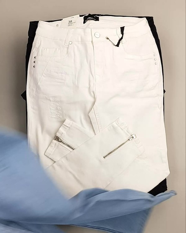 Фотография  303 - Джинсы DK Company 022024#10 кг, ЛОТ №5947 оптом в Рязани и Рязанской области