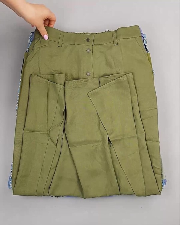 Фотография  692 - Юбки Bestseller 44#5 кг, ЛОТ №6119 оптом в Рязани и Рязанской области