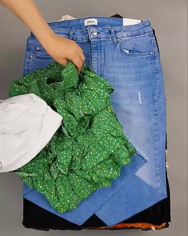 Фотография  503 - DK, Bestseller Summer mix#50 кг, ЛОТ №6186 оптом в Рязани и Рязанской области