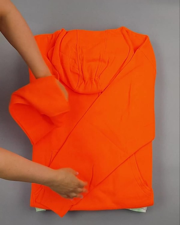 Фотография  235 - Толстовки СТОК CAN 0424#10 кг, ЛОТ №6425 оптом в Рязани и Рязанской области