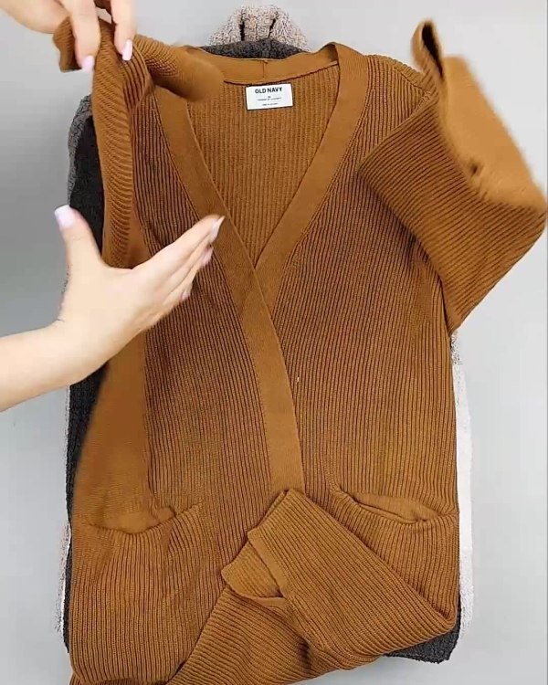 Фотография  827 - Кардиганы СТОК CAN#10 кг, ЛОТ №6474 оптом в Рязани и Рязанской области