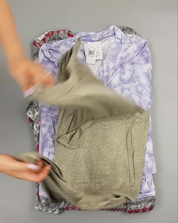 Фотография  765 - Домашняя одежда CAN#10 кг, ЛОТ №6482 оптом в Рязани и Рязанской области