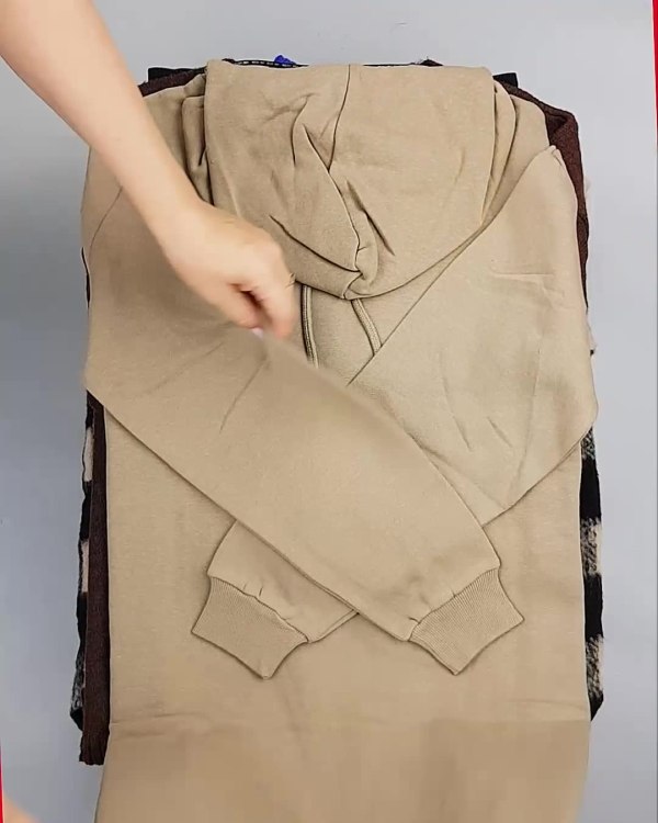 Фотография  795 - PIECES+NOISY MAY mix 074#15 кг, ЛОТ №6559 оптом в Рязани и Рязанской области