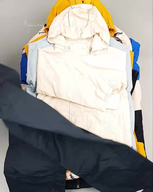 Фотография  274 - Верхняя одежда TCM kids 074#7 кг, ЛОТ №6678 оптом в Рязани и Рязанской области