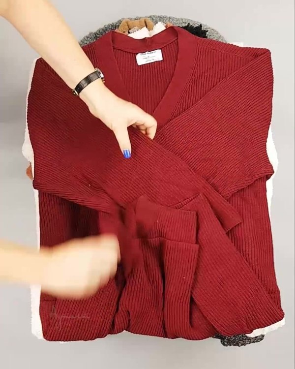 Фотография  493 - Кардиганы СТОК CAN#10 кг, ЛОТ №6887 оптом в Рязани и Рязанской области