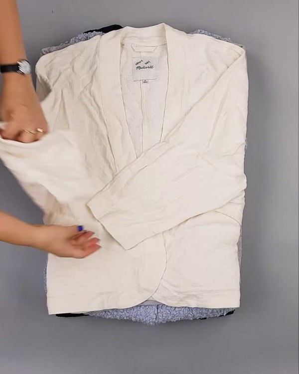 Фотография  877 - Кардиганы СТОК CAN#10 кг, ЛОТ №6888 оптом в Рязани и Рязанской области