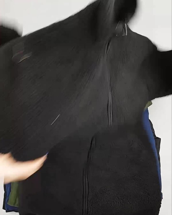 Фотография  155 - Верхняя одежда Дания#10,1 кг ЛОТ №6909 оптом в Рязани и Рязанской области