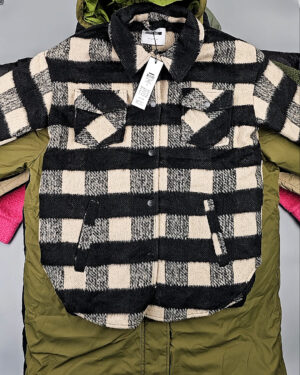 Купить Верхняя одежда BESTSELLER Дания#12 кг, ЛОТ №5189 оптом в Рязани и Рязанской области