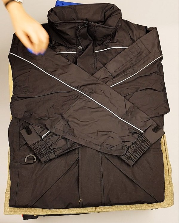 Фотография  327 - Ветровки CAN 084#10 кг, ЛОТ №6939 оптом в Рязани и Рязанской области