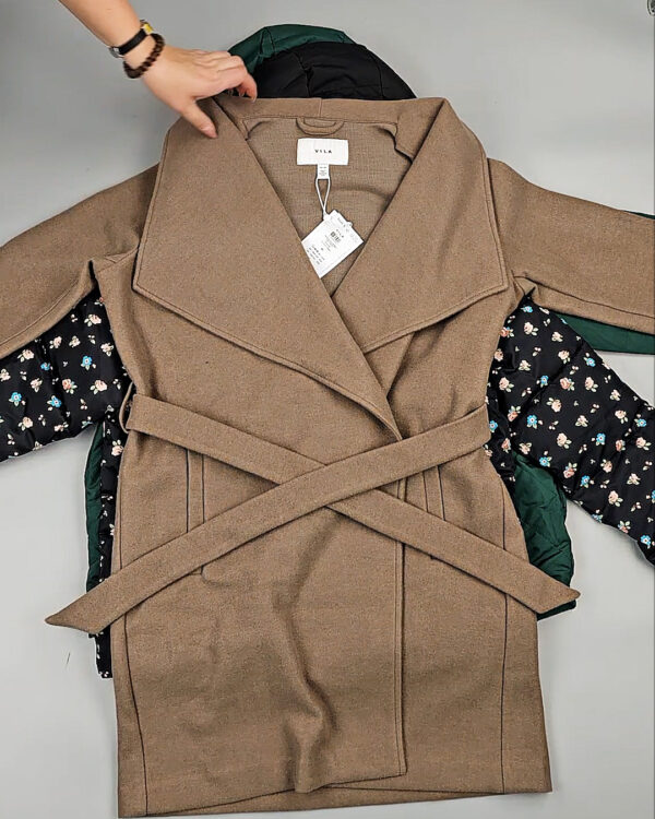 Фотография  857 - Верхняя одежда VILA#10 кг, ЛОТ №6824 оптом в Рязани и Рязанской области