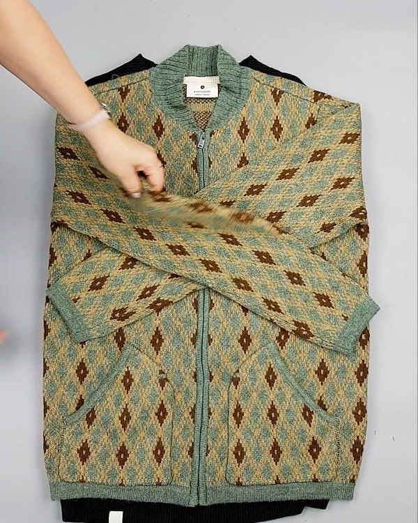 Фотография  230 - ANERKJENDT джемпера 104#10 кг, ЛОТ №7127 оптом в Рязани и Рязанской области