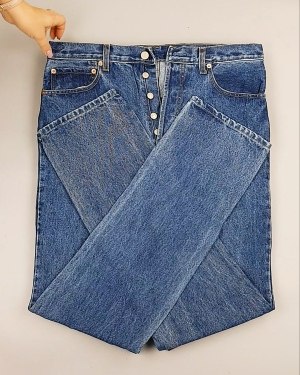 Фотография  941 - Джинсы LEVIS муж #7,5 кг, ЛОТ №7013 оптом в Рязани и Рязанской области