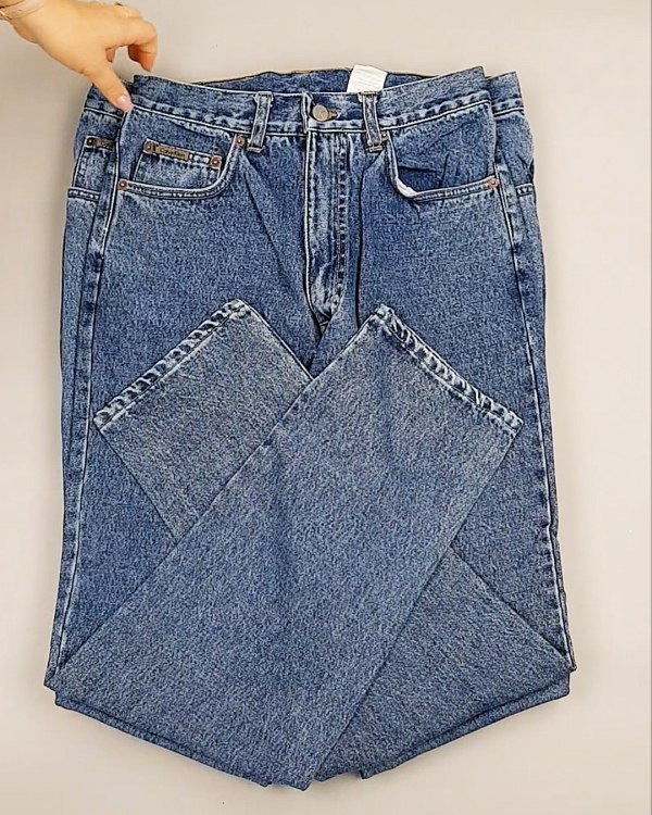 Фотография  860 - Джинсы CALVIN KLEIN муж #7,6 кг, ЛОТ №7020 оптом в Рязани и Рязанской области