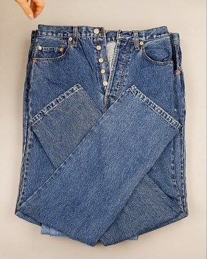 Фотография  680 - Джинсы LEVIS муж #7,5 кг, ЛОТ №7013 оптом в Рязани и Рязанской области