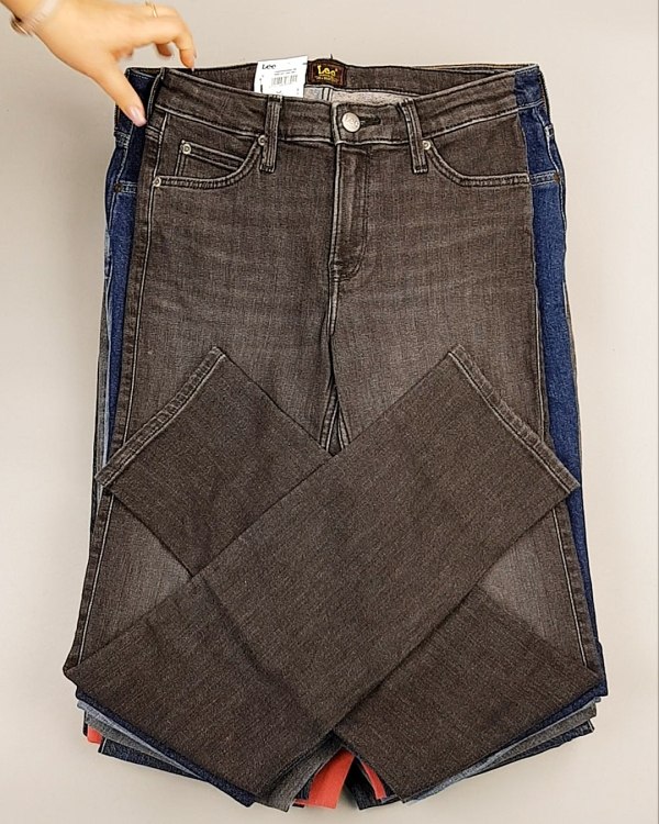 Фотография  452 - Джинсы LEE м/ж#7,9 кг, ЛОТ №7032 оптом в Рязани и Рязанской области