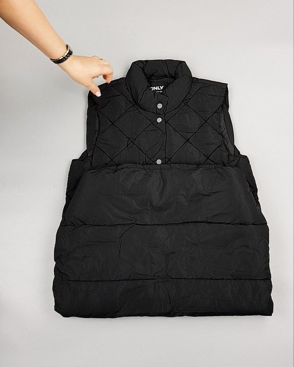 Фотография  530 - Верхняя одежда ONLY 104#10 кг, ЛОТ №7196 оптом в Рязани и Рязанской области