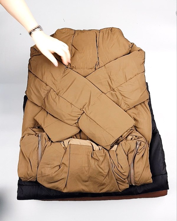 Фотография  414 - Верхняя одежда BESTSELLER Дания 104#10 кг, ЛОТ №7267 оптом в Рязани и Рязанской области