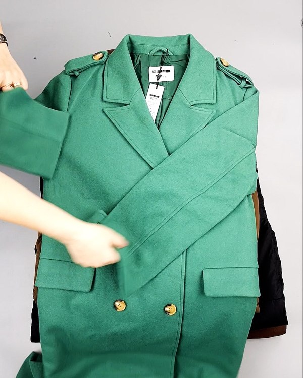 Фотография  714 - Верхняя одежда BESTSELLER Дания 104#10 кг, ЛОТ №7267 оптом в Рязани и Рязанской области