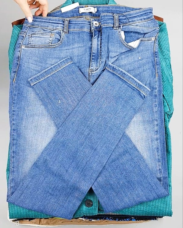 Фотография  594 - B.YOUNG Winter mix 104#15 кг, ЛОТ №7171 оптом в Рязани и Рязанской области