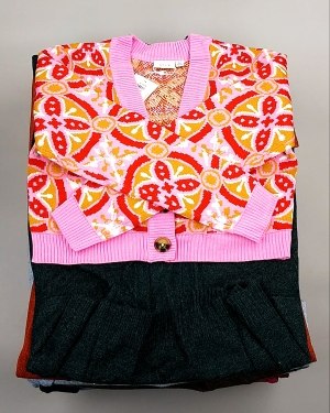 Купить Кардиганы VILA W 104#7 кг, ЛОТ №7384 оптом в Рязани и Рязанской области