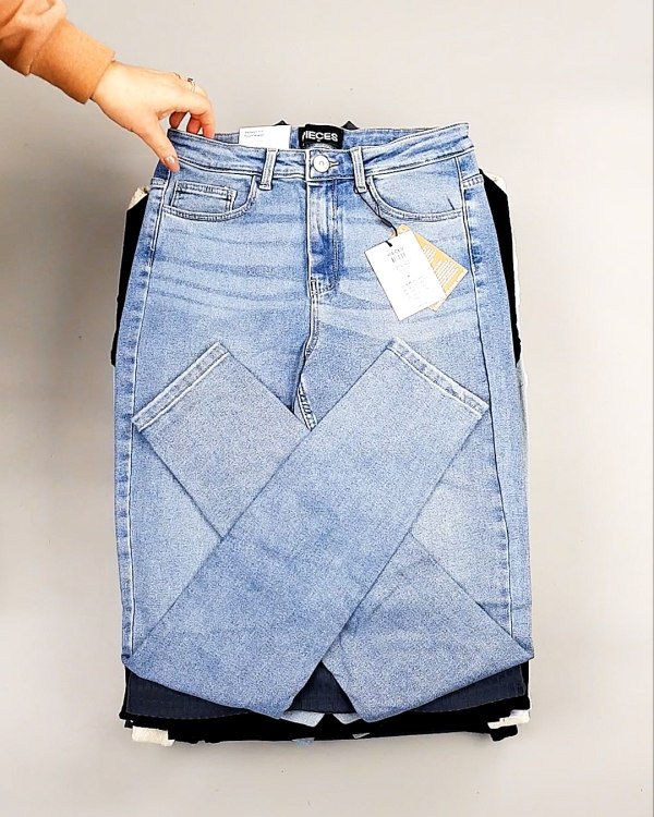 Фотография  307 - PIECES Winter mix 104#15 кг, ЛОТ №7379 оптом в Рязани и Рязанской области