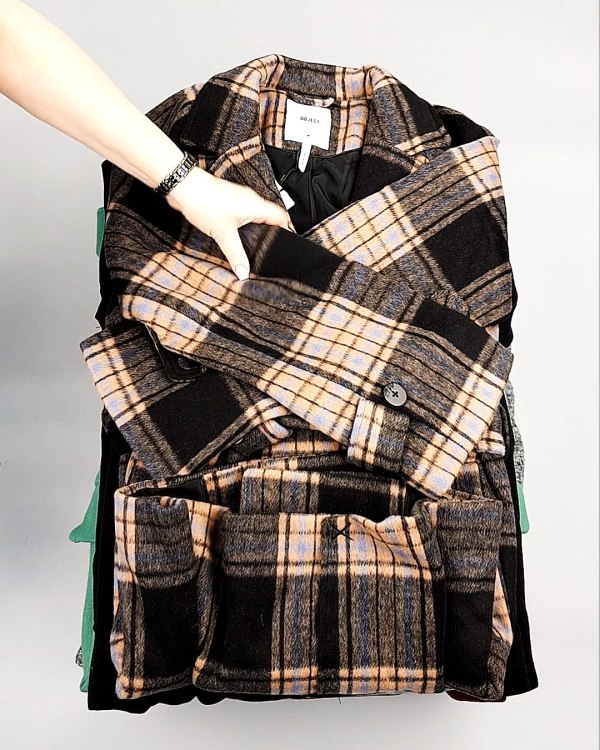 Фотография  244 - Пальто Bestseller 104#10,75 кг, ЛОТ №7561 оптом в Рязани и Рязанской области