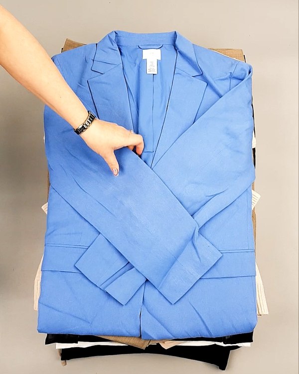 Фотография  143 - 12191 H&M mix textil 1224#25 кг, ЛОТ №7489 оптом в Рязани и Рязанской области