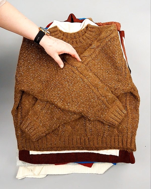 Фотография  714 - Джемпера СТОК CAN 084#7 кг, ЛОТ №7651 оптом в Рязани и Рязанской области