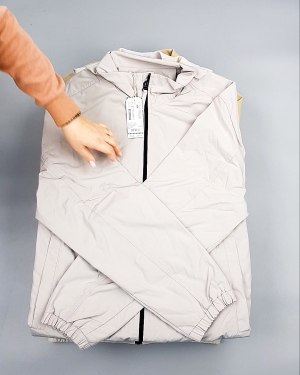 Фотография  882 - Верхняя одежда весна TOM TAILOR 124#7,1 кг, ЛОТ №7580 оптом в Рязани и Рязанской области