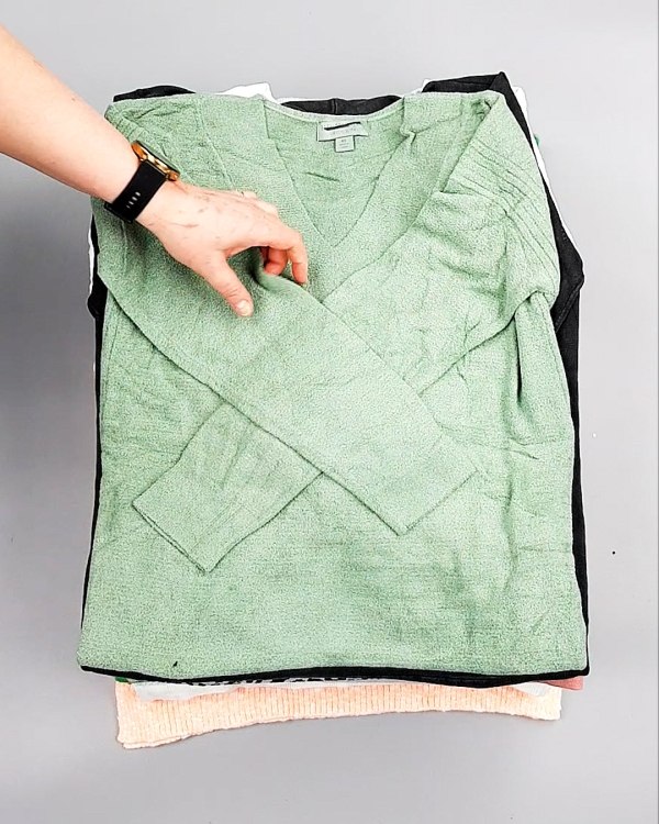 Фотография  850 - Джемпера легкие СТОК CAN 084#7 кг, ЛОТ №7635 оптом в Рязани и Рязанской области