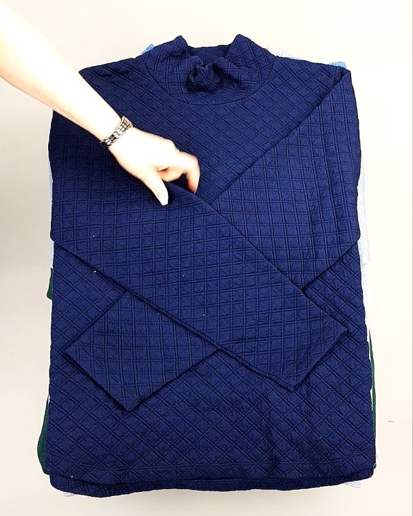 Фотография  393 - SWEATSHIRT CAN 084#10 кг, ЛОТ №7617 оптом в Рязани и Рязанской области