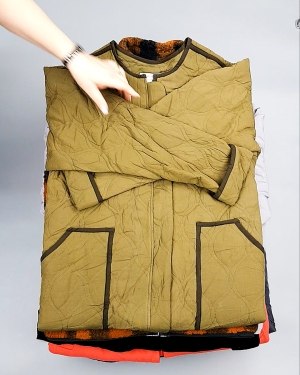 Фотография  637 - Верхняя одежда AMAZON жен 015#10 кг, ЛОТ №7712 оптом в Рязани и Рязанской области