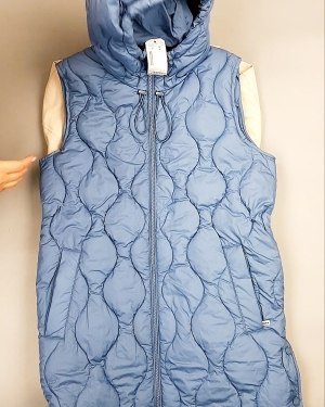 Фотография  324 - Верхняя одежда весна TOM TAILOR 124#7,8 кг, ЛОТ №7581 оптом в Рязани и Рязанской области