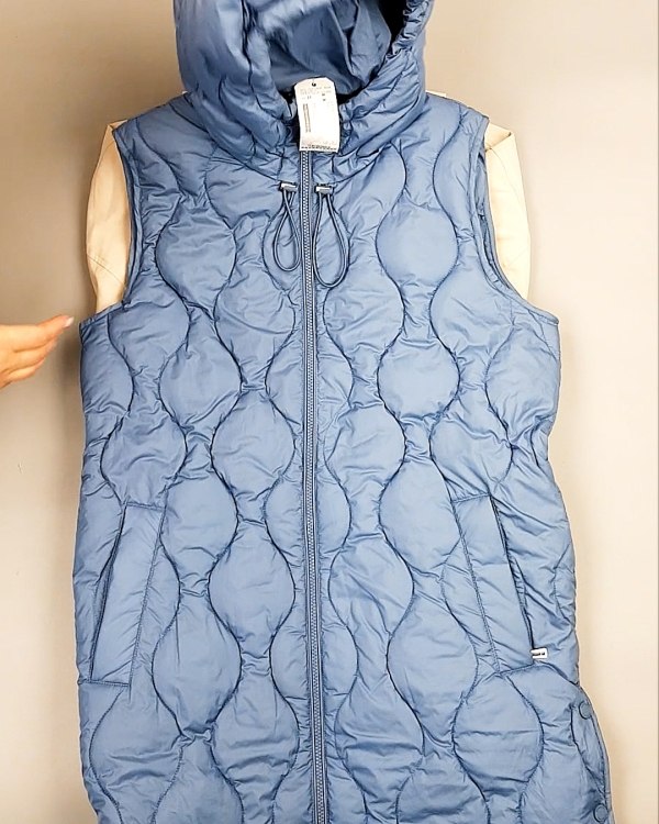 Фотография  263 - Верхняя одежда весна TOM TAILOR 124#7,8 кг, ЛОТ №7581 оптом в Рязани и Рязанской области