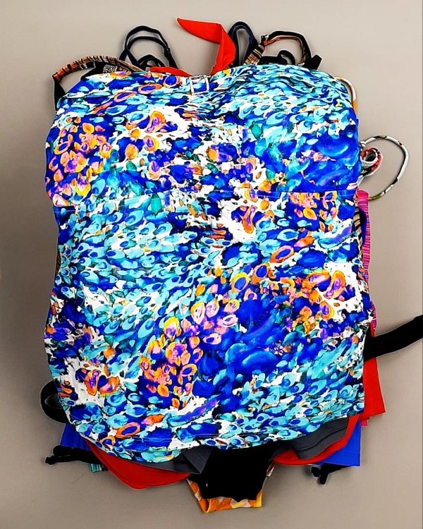 Фотография  526 - Купальники СТОК CAN 124#5 кг, ЛОТ №7686 оптом в Рязани и Рязанской области