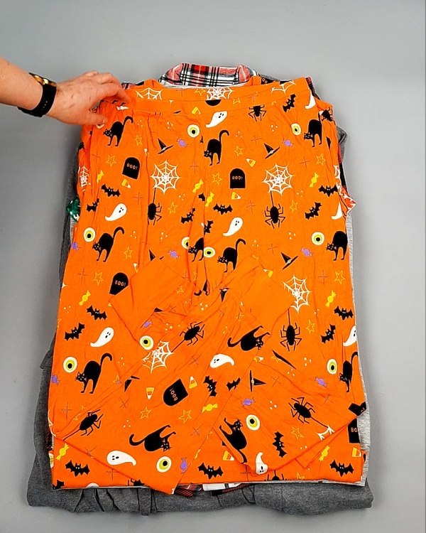 Фотография  962 - Домашняя одежда м/ж AMAZON 015#7 кг, ЛОТ №7782 оптом в Рязани и Рязанской области