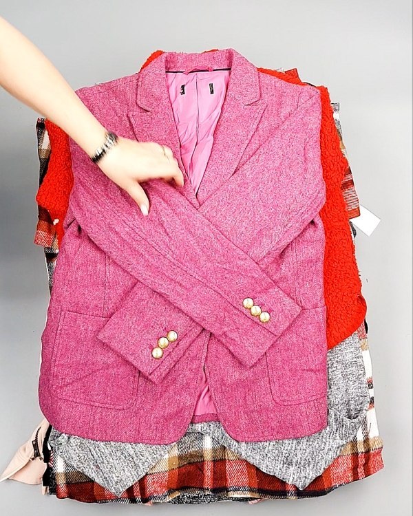 Фотография  598 - AMAZON mix жен весна 015#18 кг, ЛОТ №7718 оптом в Рязани и Рязанской области