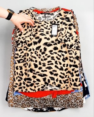 Фотография  395 - Блузки Bestseller 44#5 кг, ЛОТ №8026 оптом в Рязани и Рязанской области