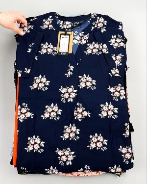 Фотография 768 - Блузки Bestseller 44#5 кг оптом в Рязани и Рязанской области