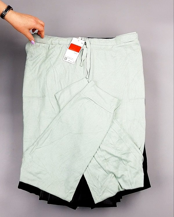 Фотография  133 - Брюки женские зима C&A 025#10 кг, ЛОТ №7910 оптом в Рязани и Рязанской области