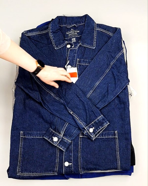 Фотография  629 - Ветровки м/ж C&A 025#10 кг, ЛОТ №7865 оптом в Рязани и Рязанской области