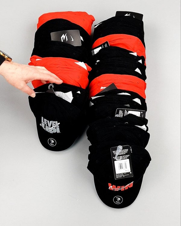 Фотография  768 - Кепки детские CAN 084#5 кг, ЛОТ №7964 оптом в Рязани и Рязанской области