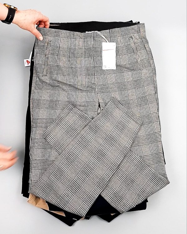 Фотография  738 - Брюки женские лето C&A 025#10 кг оптом в Рязани и Рязанской области